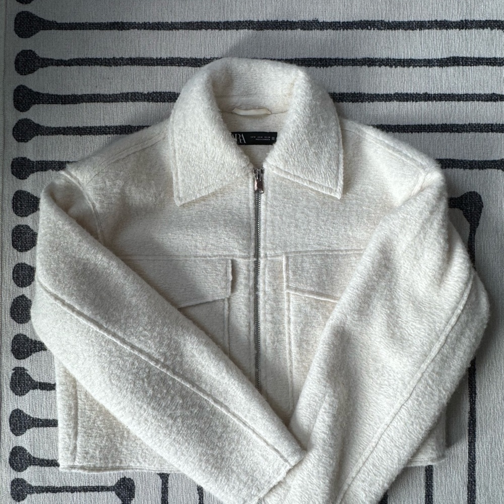 Cropped Cream Collared Jacket
